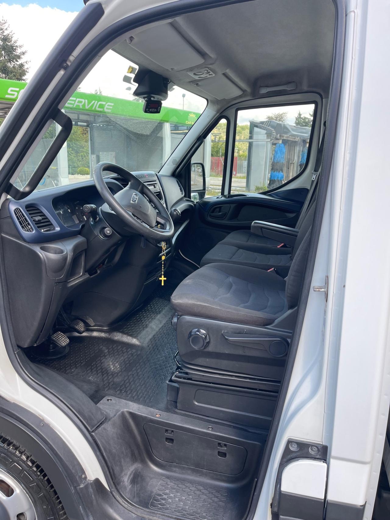 Iveco Daily 35c18