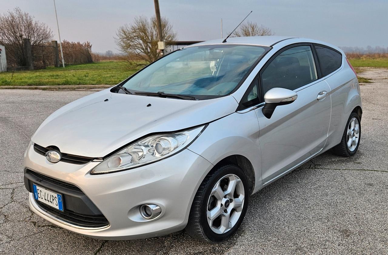 Ford Fiesta Fiesta+ 1.4 3 porte Bz.- GPL