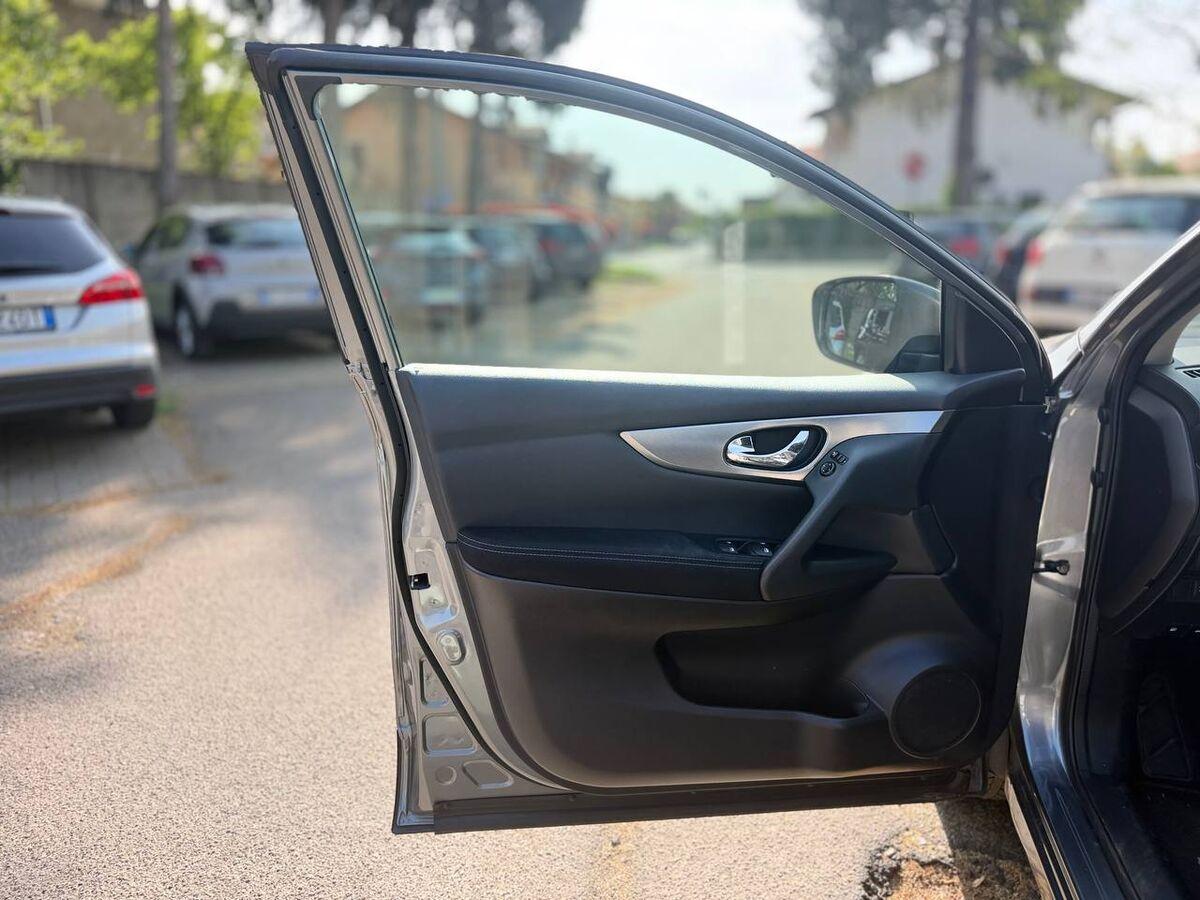 Nissan Qashqai 1.5 dci N-Connecta 110cv