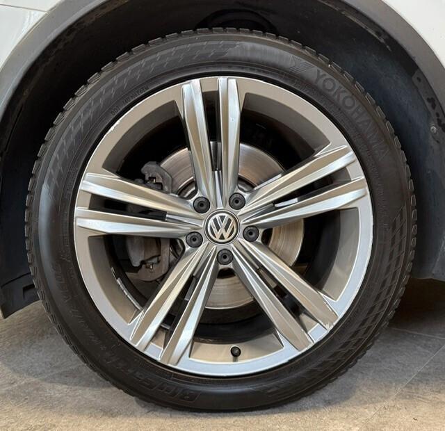 Volkswagen Tiguan 2.0 TDI 190 CV SCR DSG 4MOTION Advanced BMT R-LINE