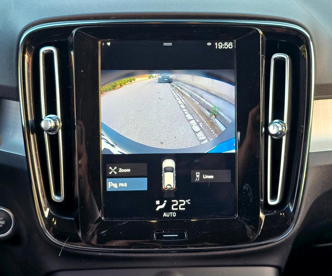VOLVO XC40 D3 AUTOMATICA 2020 NUOVISSIMA