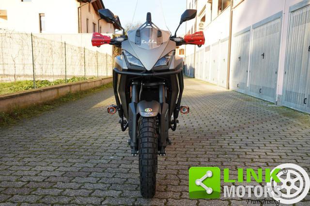 MOTO MORINI X-Cape 650 - 2023 - UNIPROPRIETARIO SOLO 3400 KM + ACCESSORI