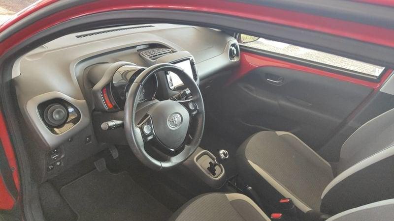 Toyota Aygo 1.0 VVT-i x-play MMT