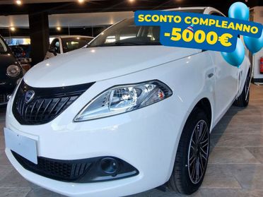 Lancia Ypsilon 1.0 FireFly 5 porte S&S Hybrid Oro