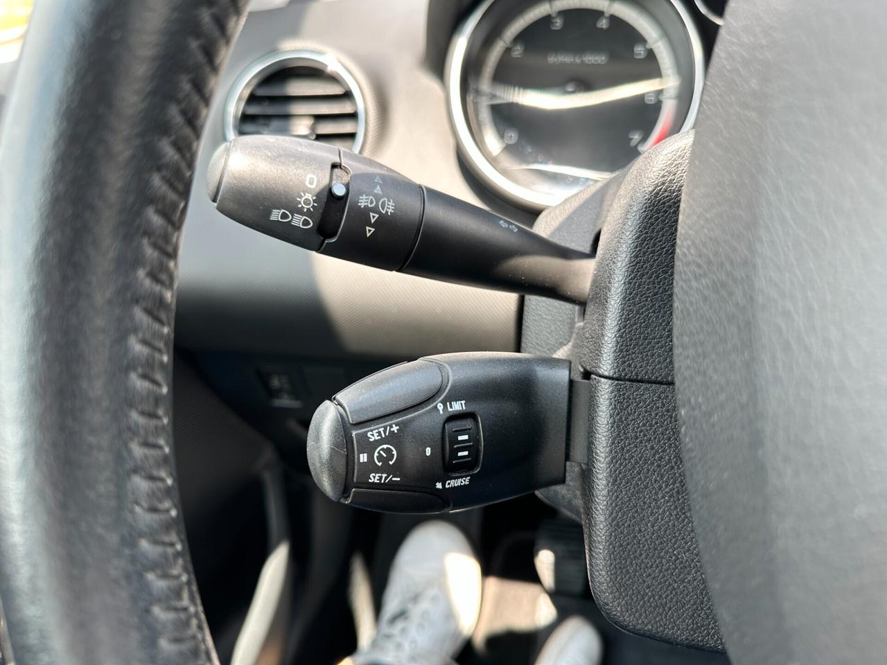 Peugeot 308 1.6 VTi 120CV 5p. Active Perfetta