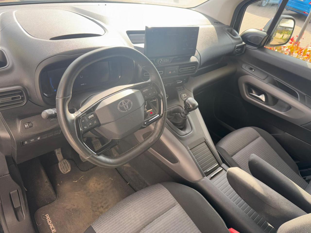 Toyota Proace Executive 1.2 Turbo #10219