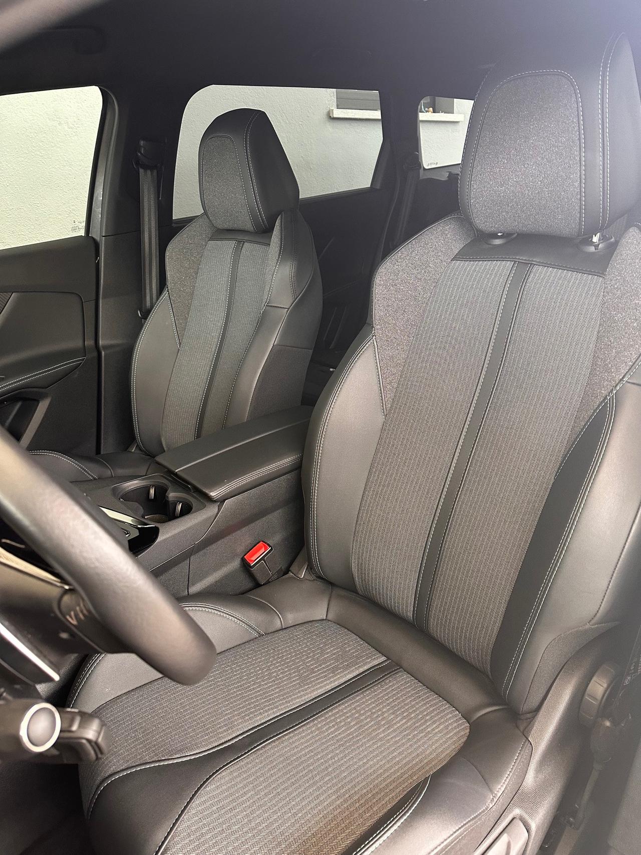 Peugeot 5008 5008 1.5 bluehdi Allure Pack s&s 130cv eat8