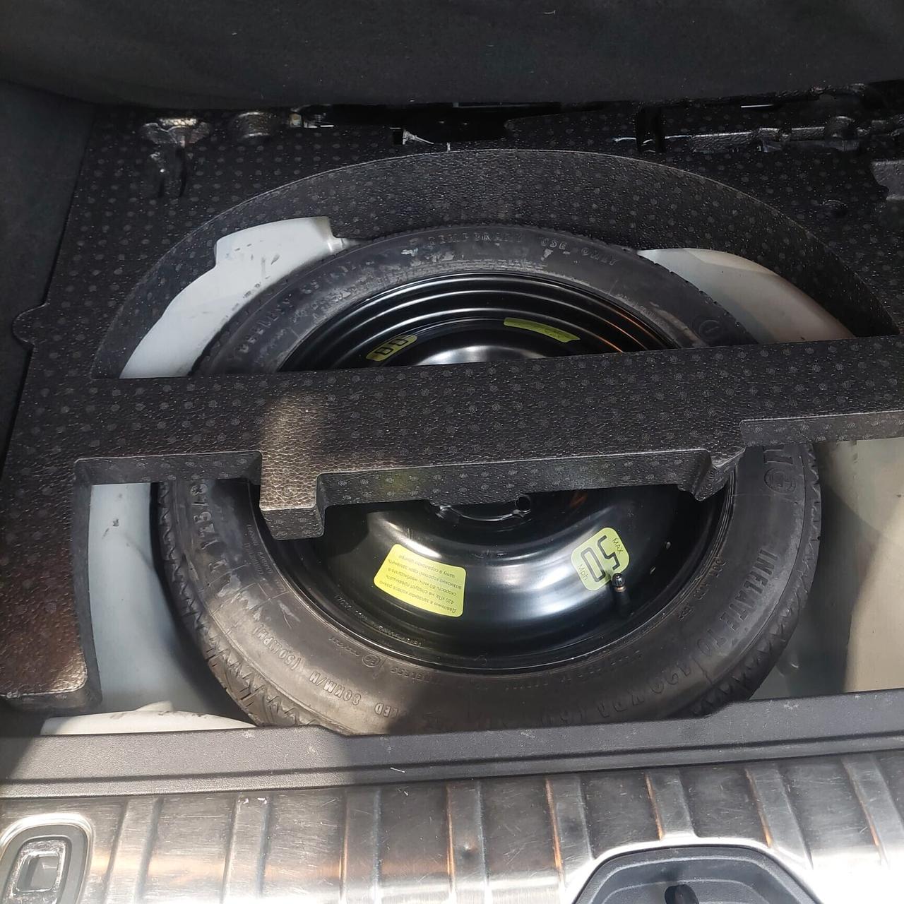 Peugeot 2008 1.6 HDI NEOPATENTATI ALLURE