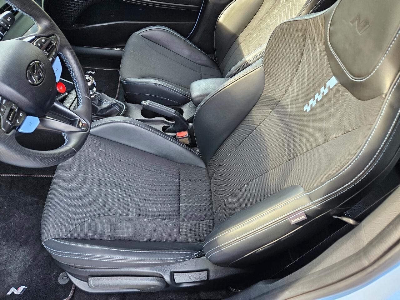 Hyundai i20 i20N 1.6 T-GDI MT N-Performance - TECNO PACK