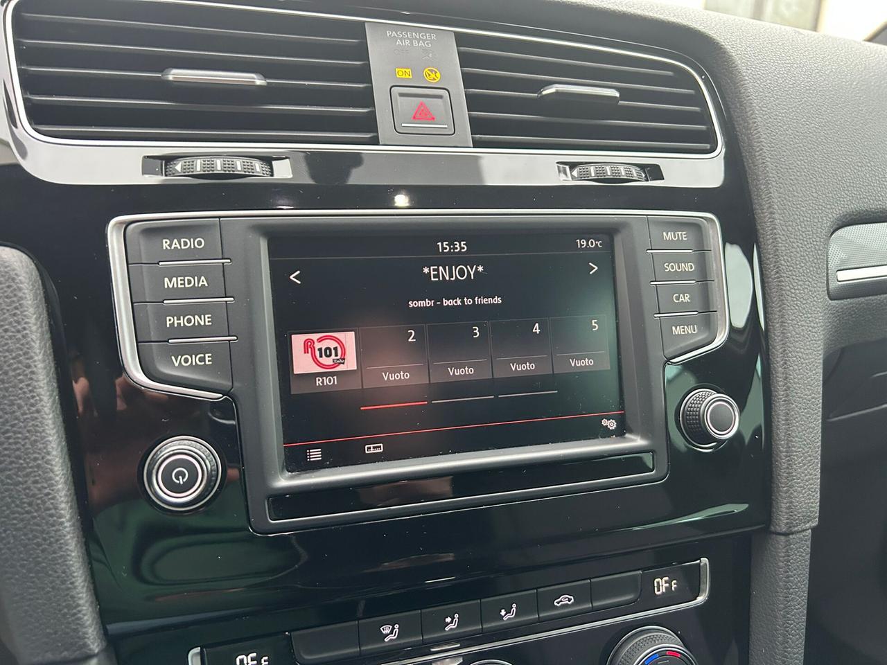 Volkswagen Golf 1.6 TDI 110Cv R-LINE DSG/LED-2017