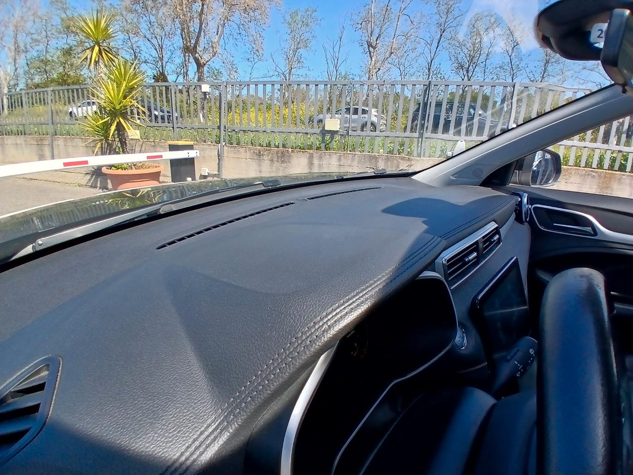 Mg ZS 1.0T-GDI Luxury