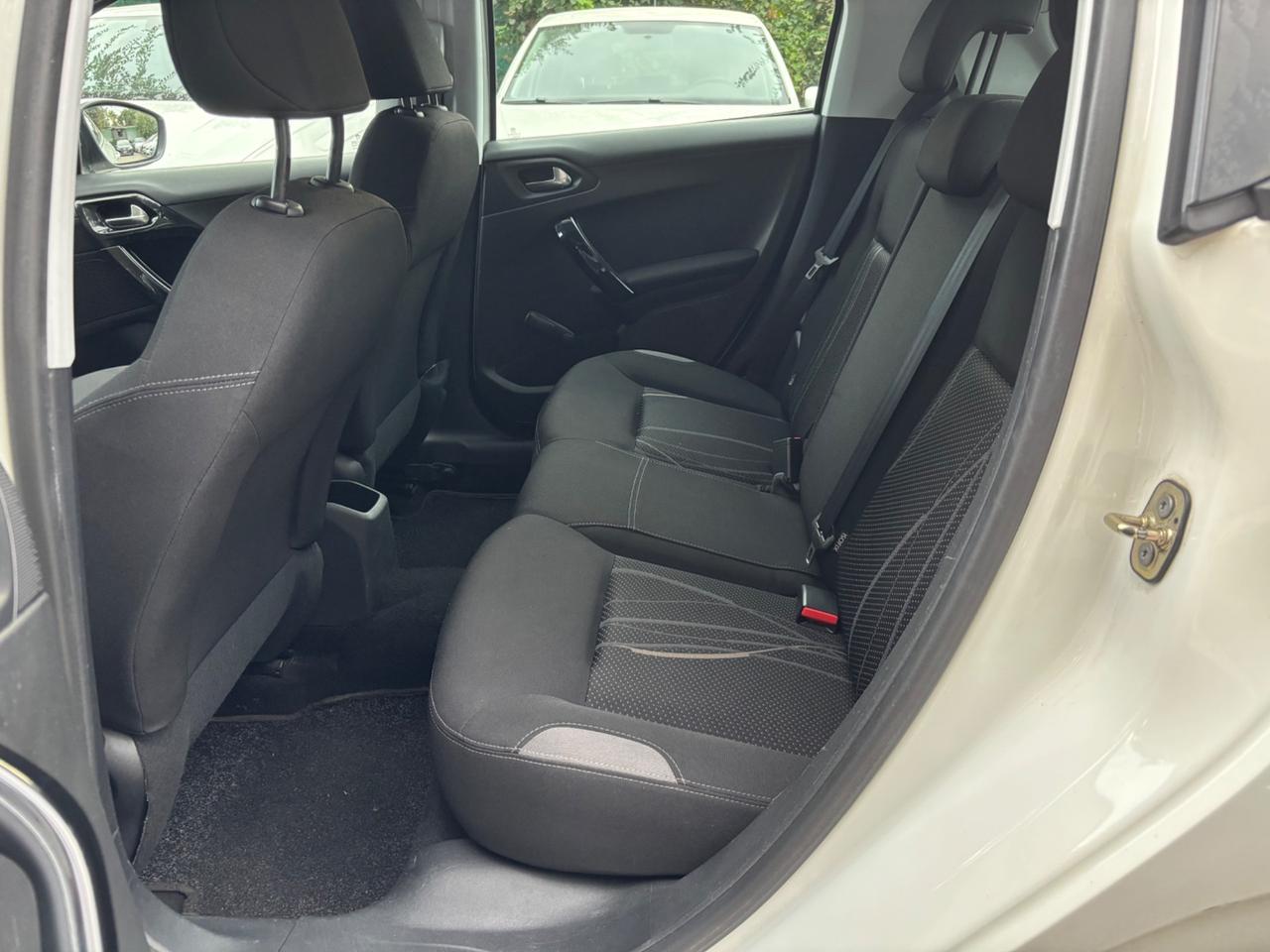 Peugeot 208 1.4 VTi 95 CV 5p. GPL Allure