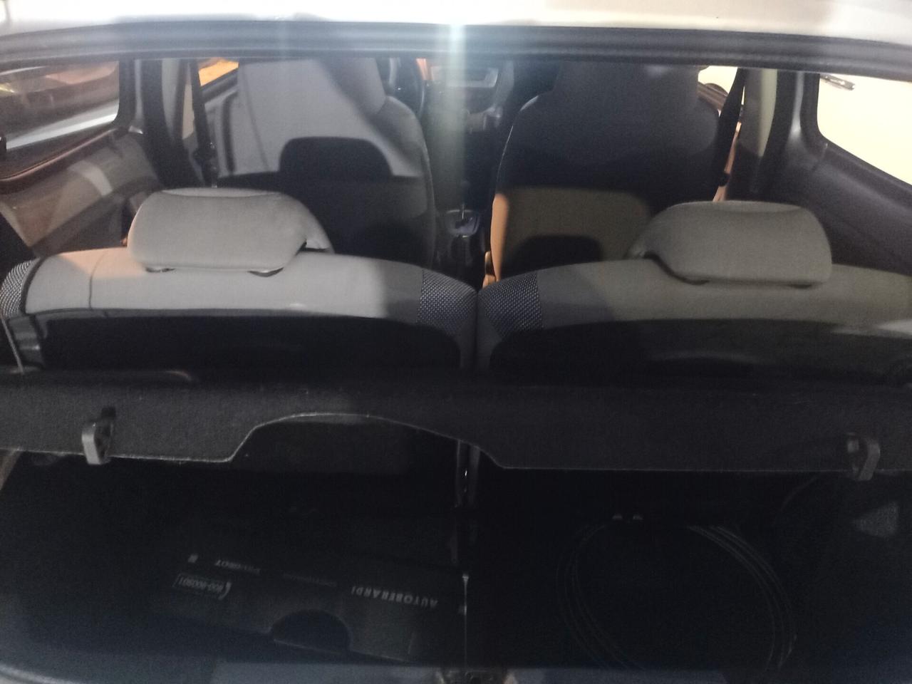 Peugeot 107 1.0 68CV 5p. Sweet Years CAMBIO AUTOMATICO