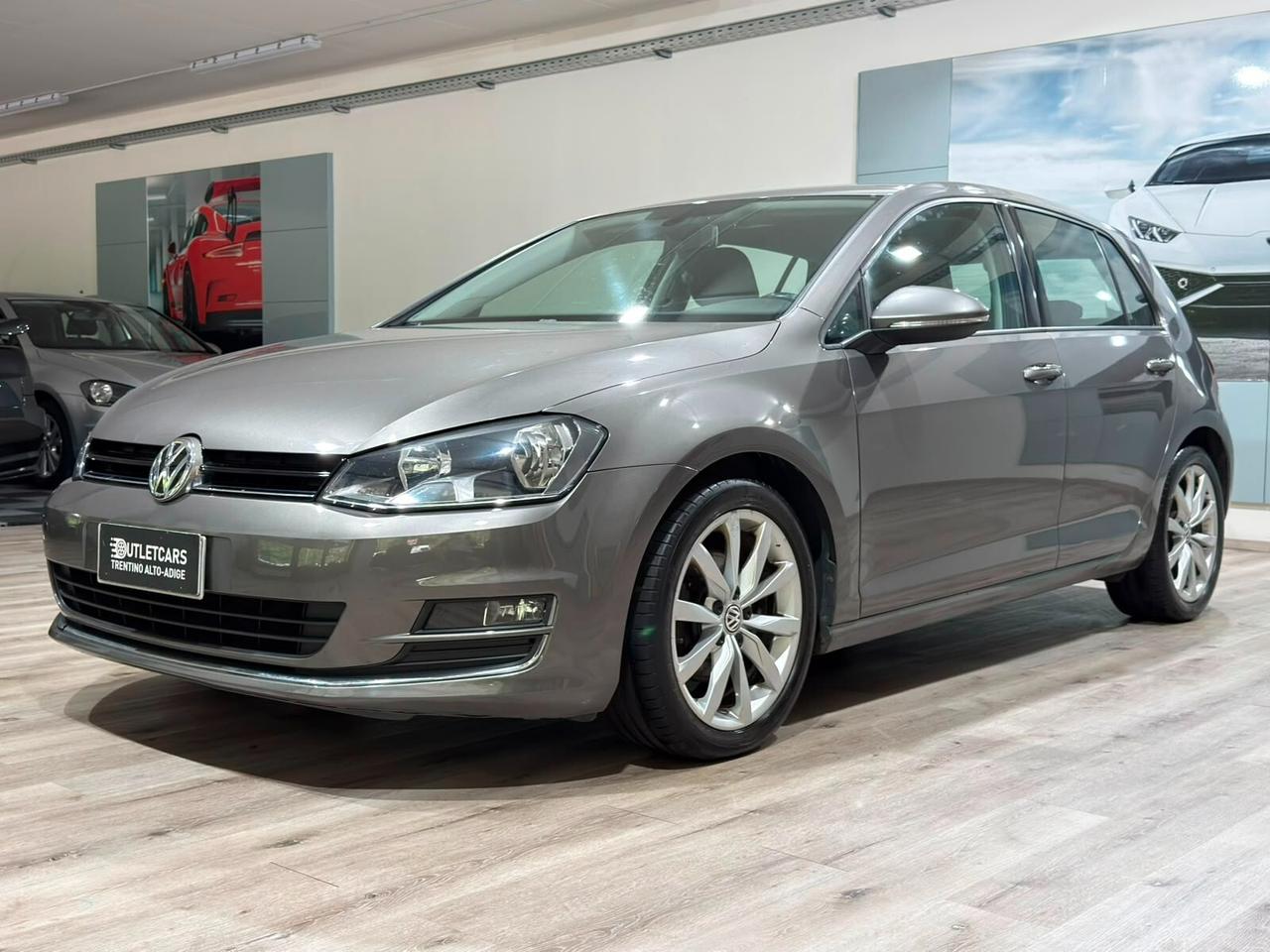 VOLKSWAGEN GOLF 1.6 TDI 105cv 4MOTION HIGHLINE