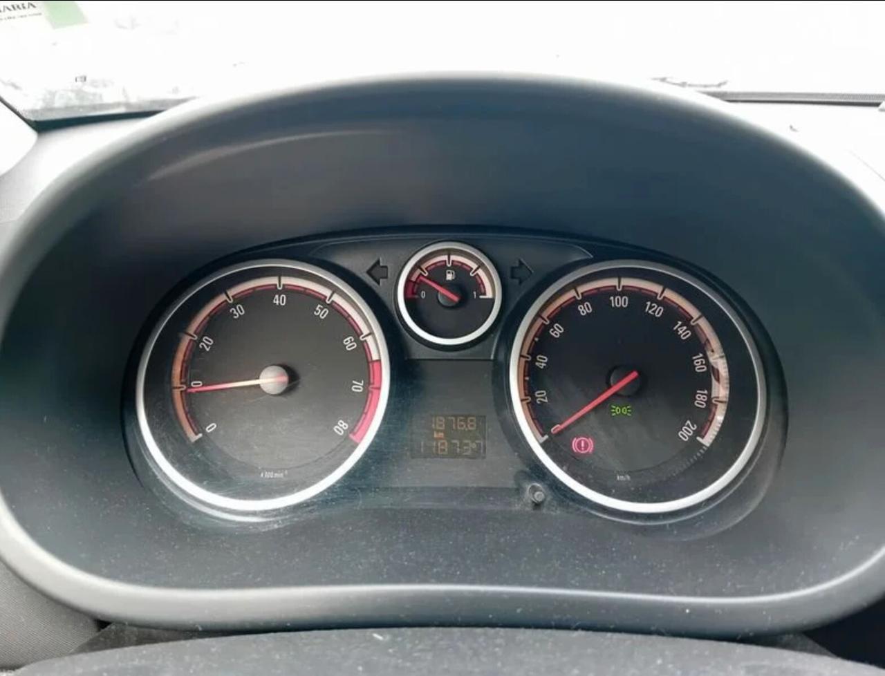 Opel Corsa 1.2 5 porte Cosmo