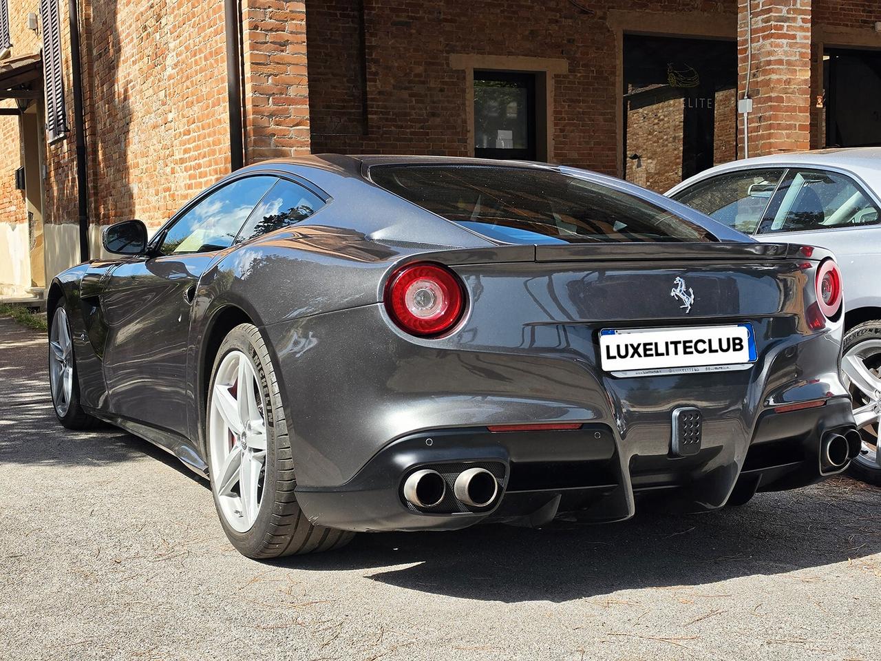 Ferrari F12 Berlinetta 6.3 740CV V12 SERVICE BOOK FERRARI COMPLETO_ KM CERTIFICATI _ CARBONIO _ SEDILI DAYTONA _ GARANZIA 12 MESI