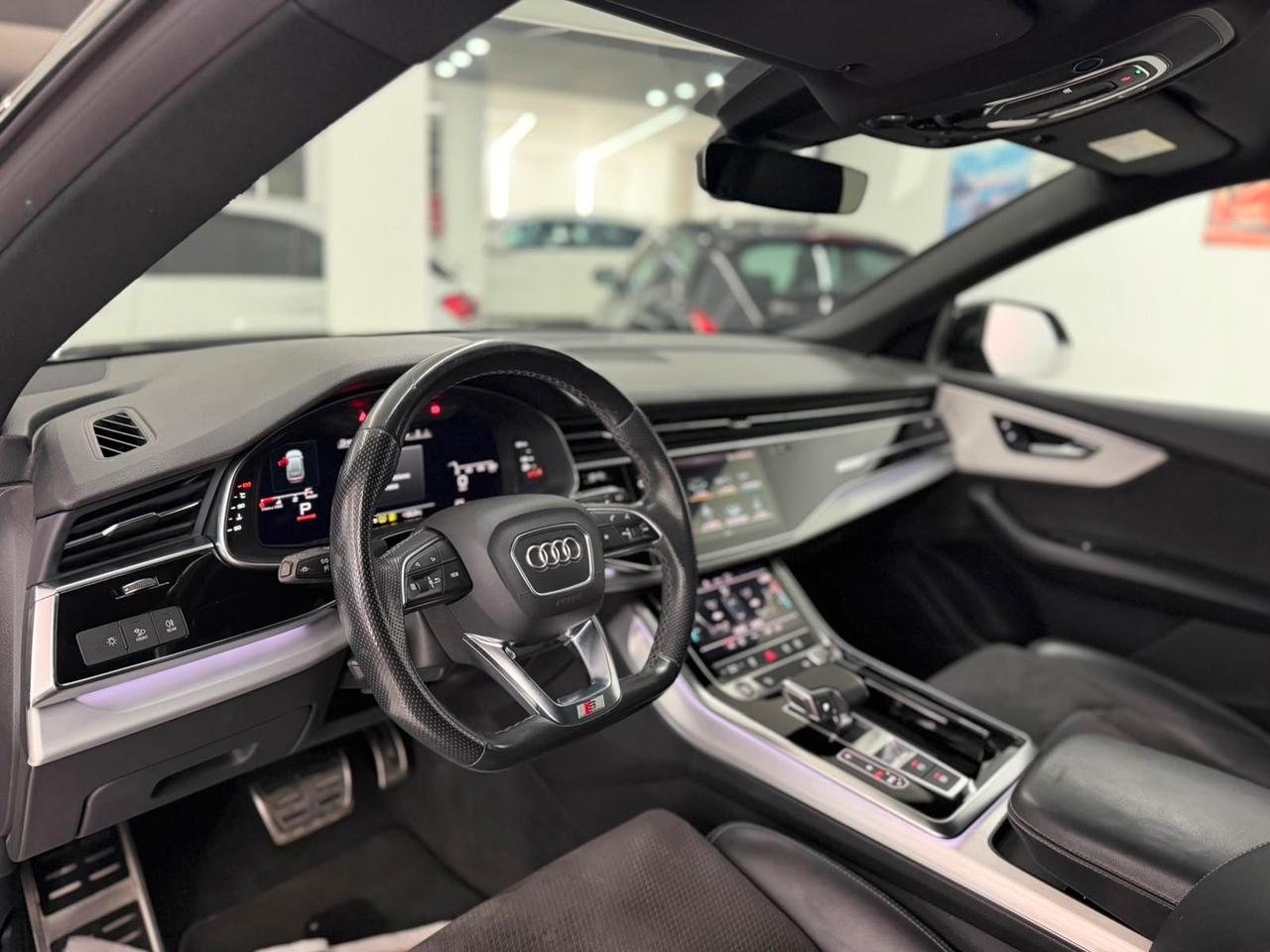 Audi Q8 50 TDI 286 CV quattro Sline