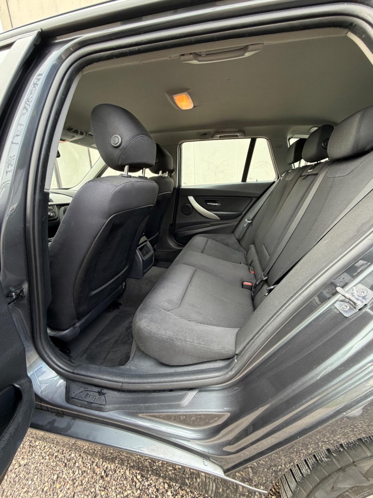 Bmw 320 320d xDrive Luxury