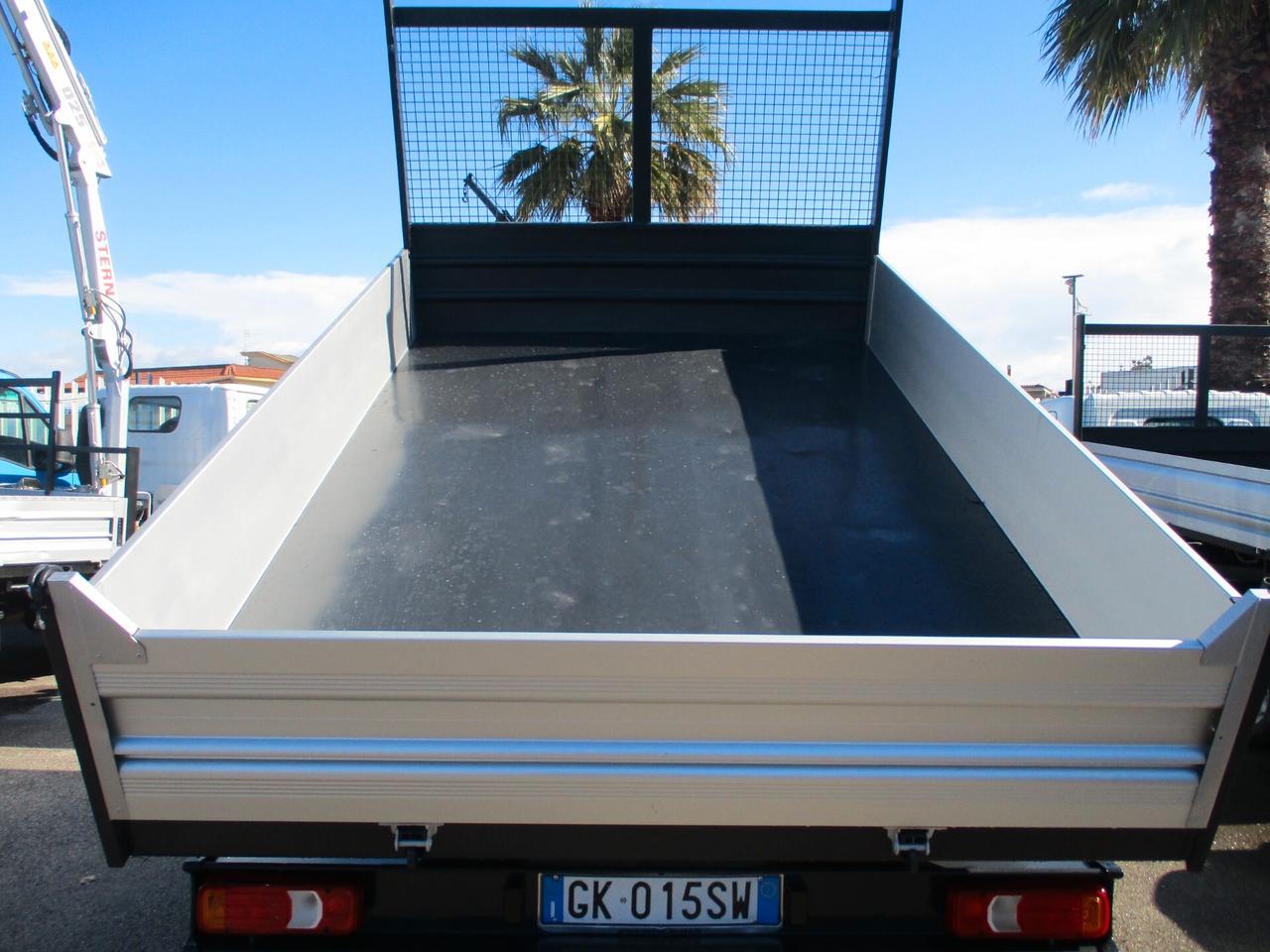 Iveco Daily 35C12 2.3 120CV E6D RIBALTABILE TRILATERALE