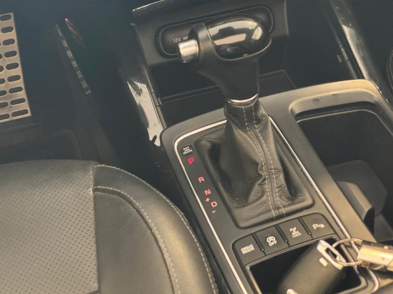 Kia Sorento 2.2 CRDi AWD Feel Rebel tetto panoramico