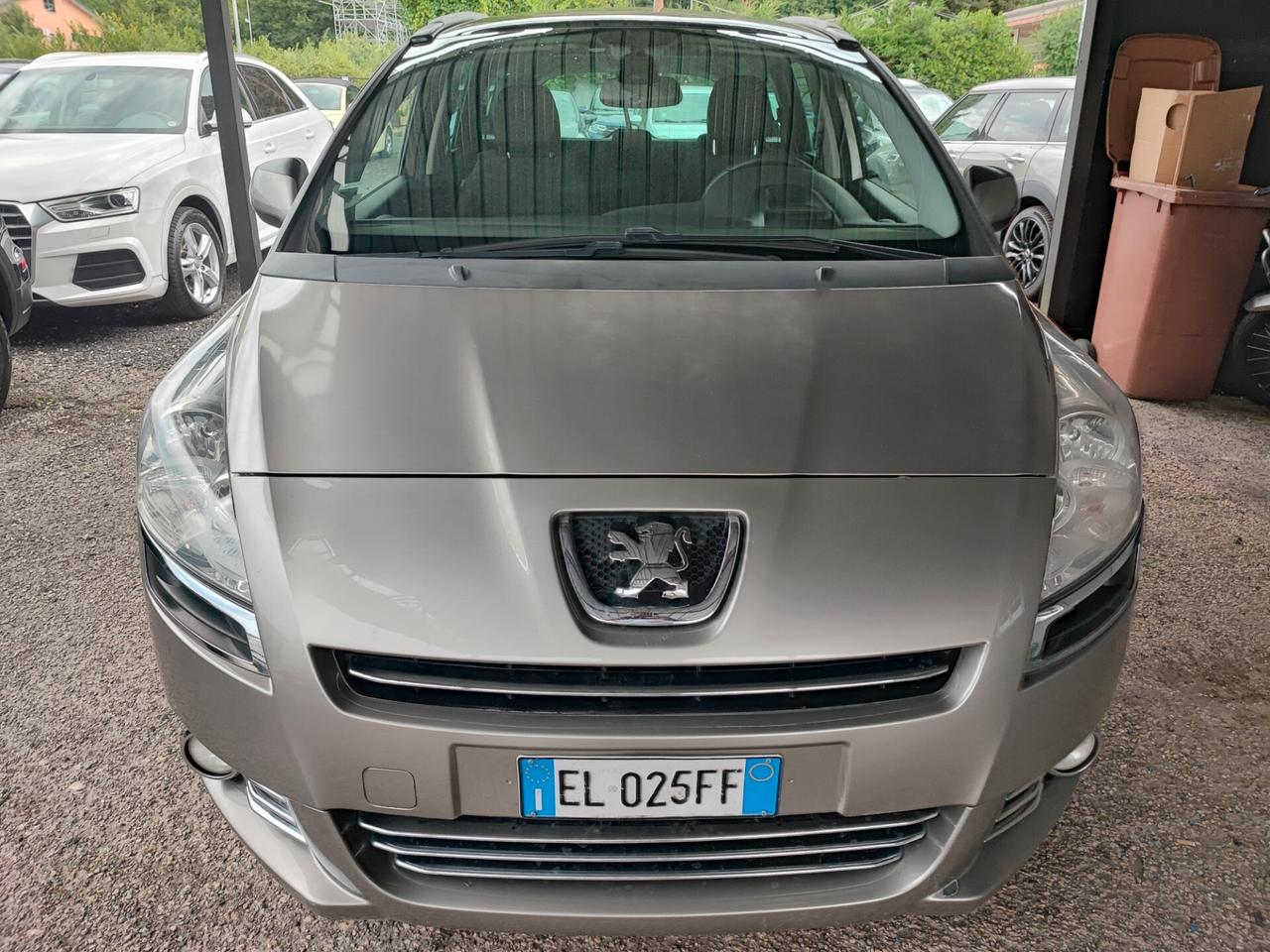 Peugeot 5008 2.0 HDi 150CV Active