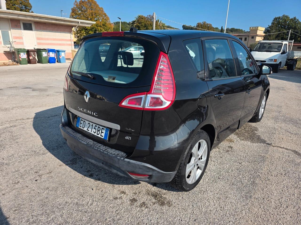 Renault Scenic Scénic X-Mod Terza Serie 1.5 dCi 110CV Luxe,sensori, retrocamera,navigatore,clima,bizona,freno elettronico