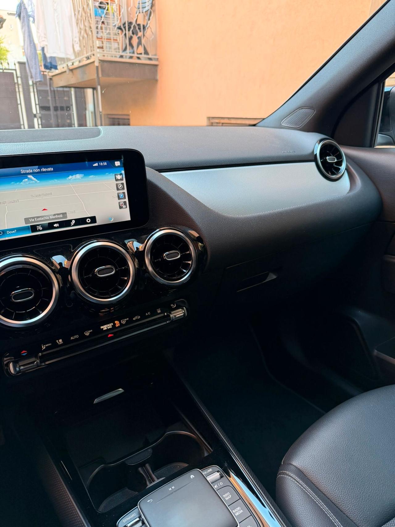 Mercedes-benz GLA 250 e hybrid EQ Premium