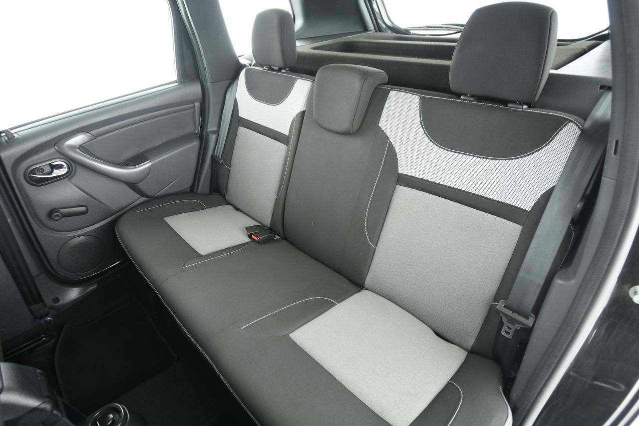 DACIA Duster 1.6 Ambiance 4x2 s&s 115cv my16 NEOPATENTATI+BLUETOOTH