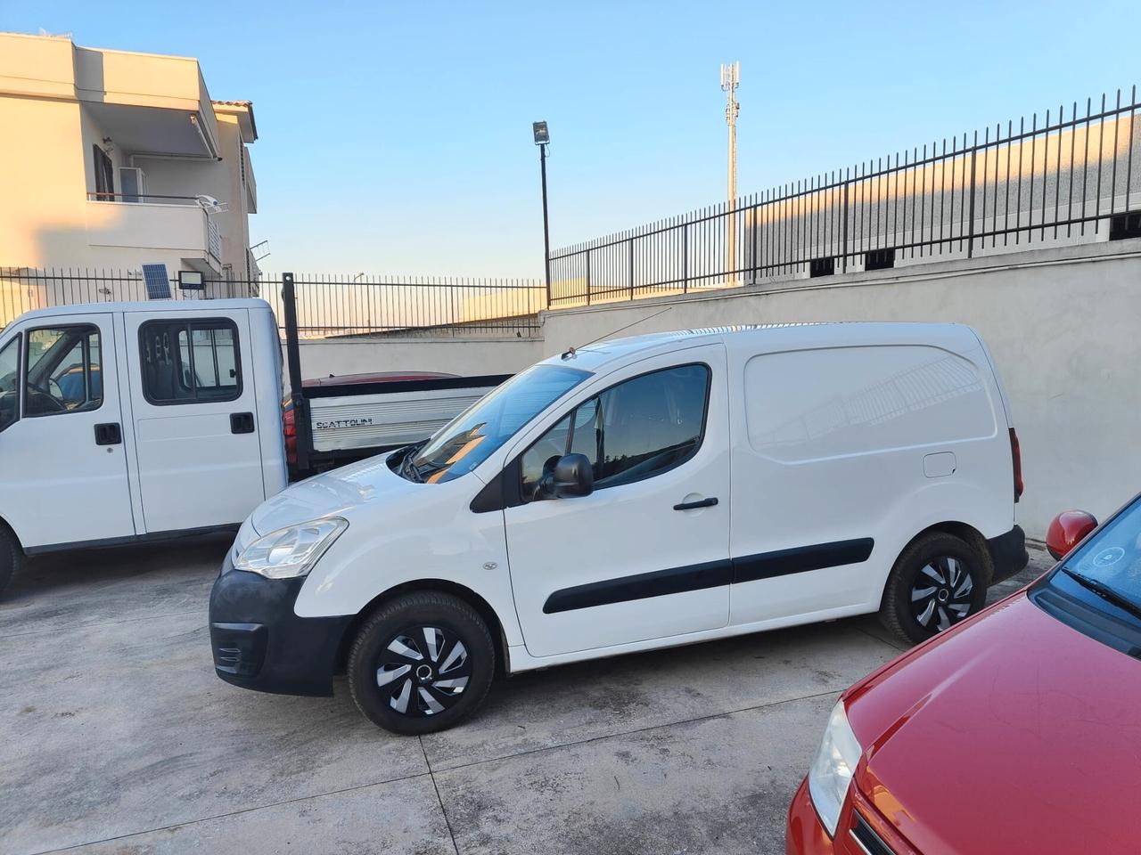CITROEN BERLINGO-PRoV TOSCANA-ECCELLENTI CONDIZIONi