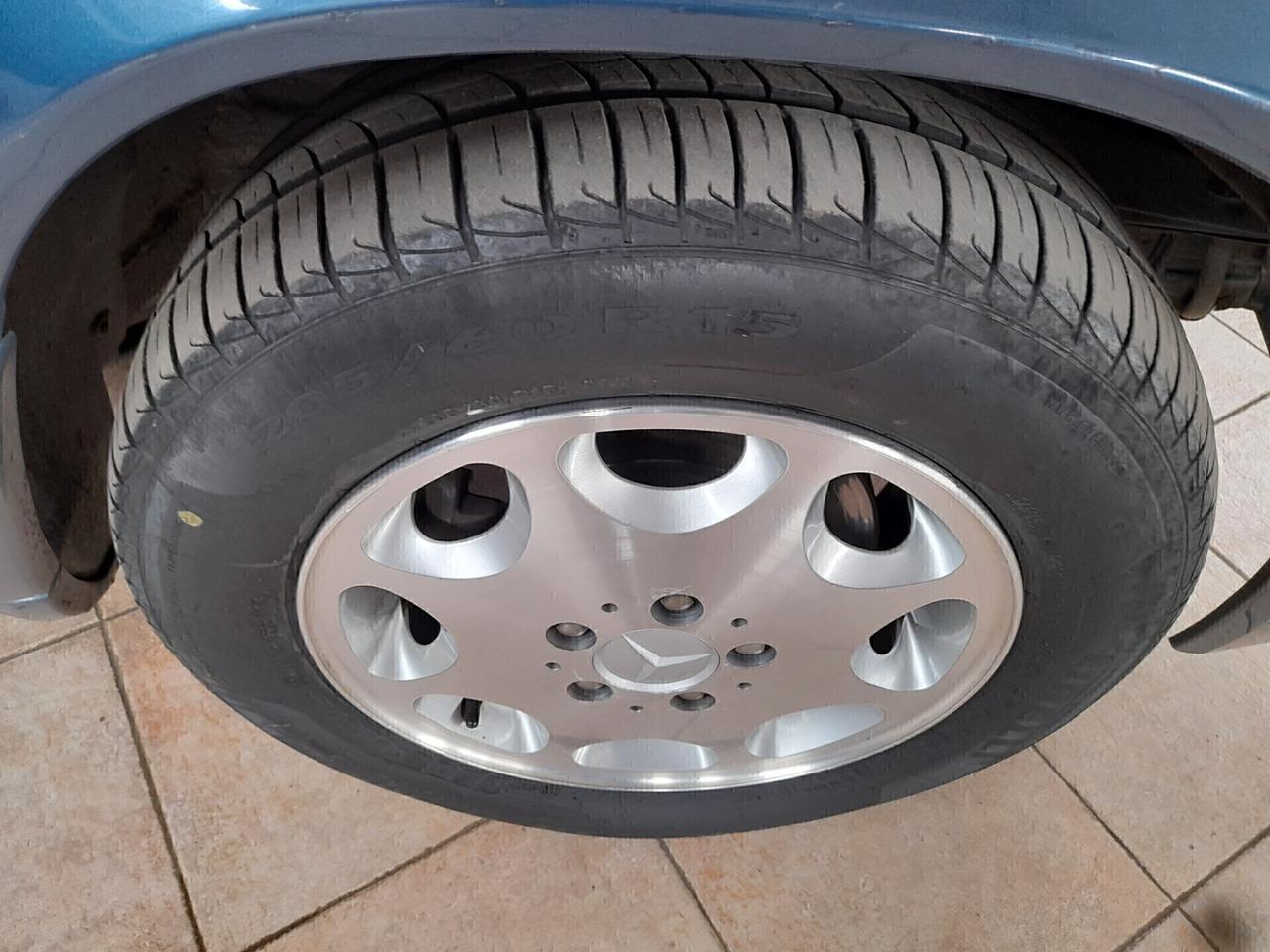 Mercedes-benz E-Series E 200 cat Cabriolet