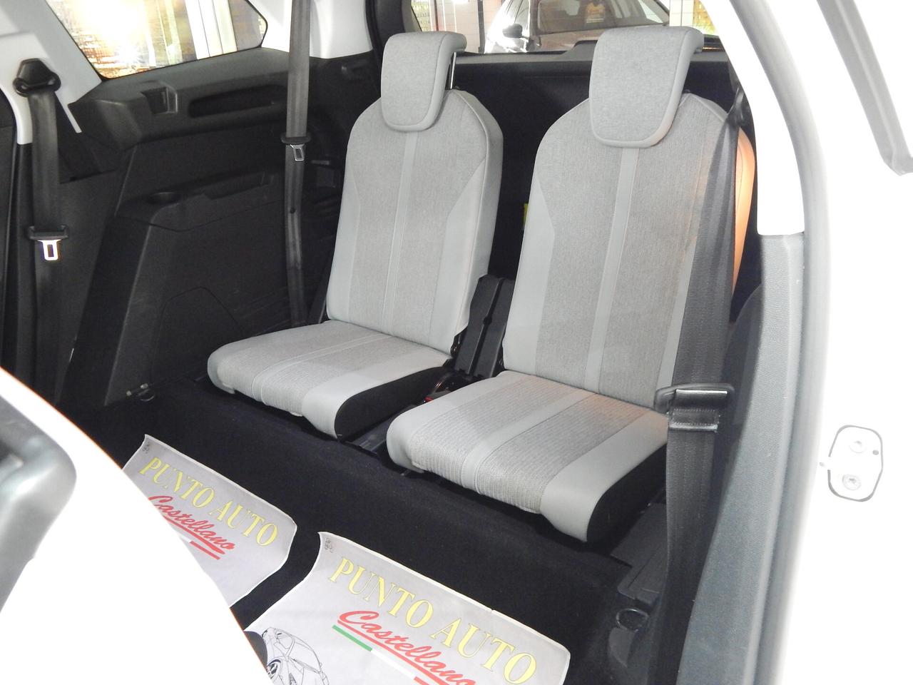 Peugeot 5008 1.5 bluehdi Allure EAT8 S&S NAVI-PELLE-PARK-RADAR-LED