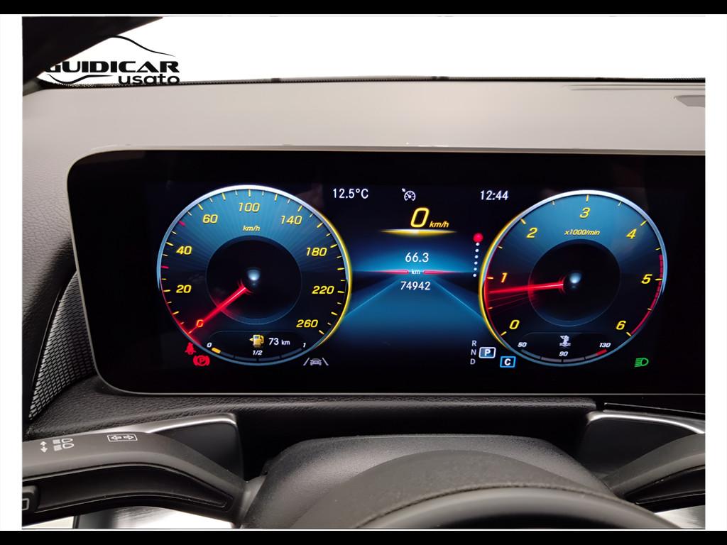 Mercedes-Benz GLB - X247 2019 - GLB 180 d Sport auto
