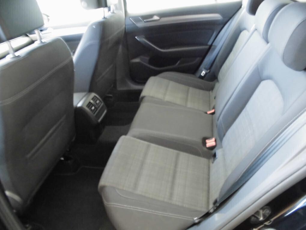 Volkswagen Passat Variant 2.0 TDI SCR EVO DSG Business