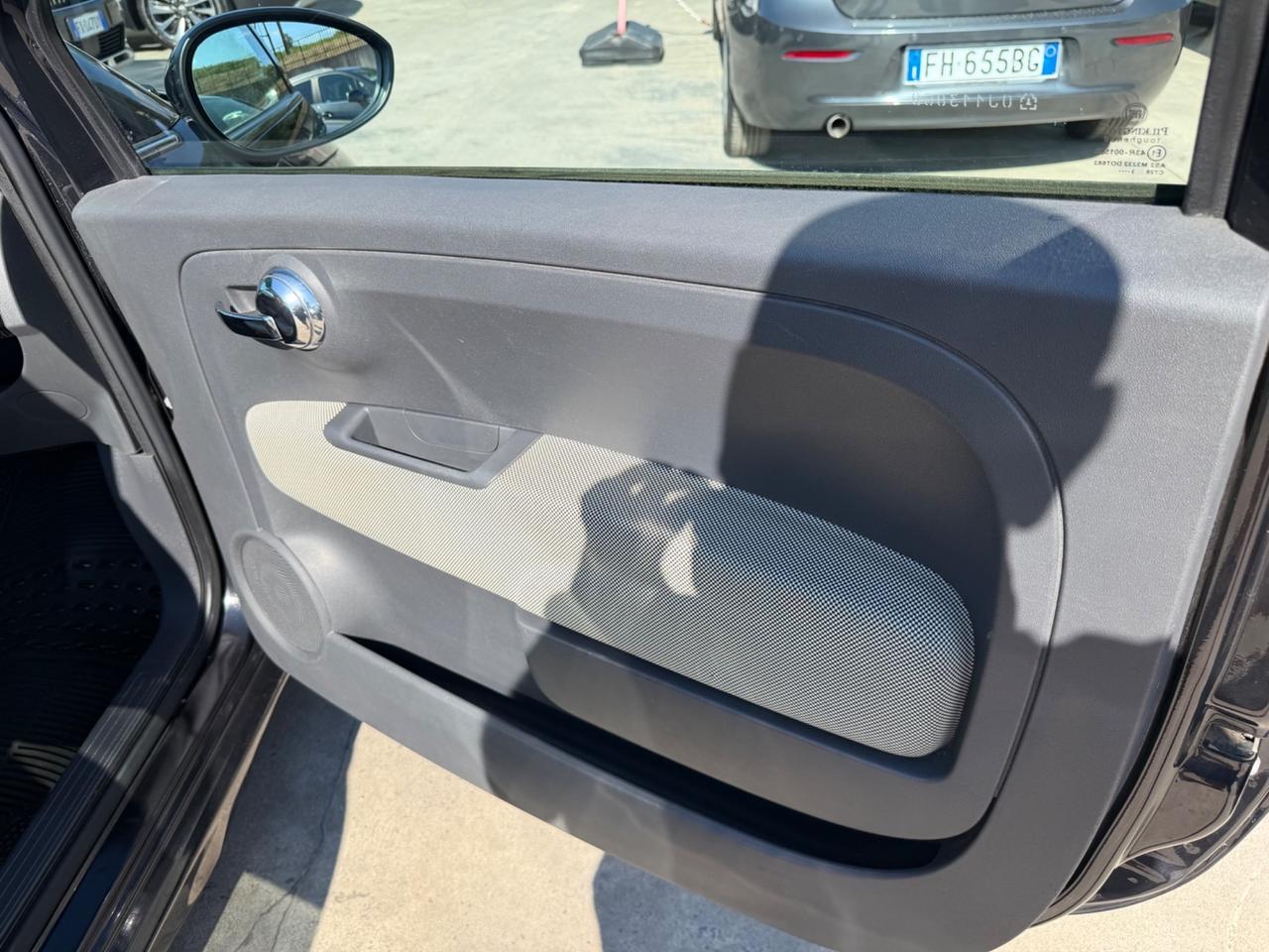 FIAT 500 1.2 Lounge/AUTOMATICA/110.000km!