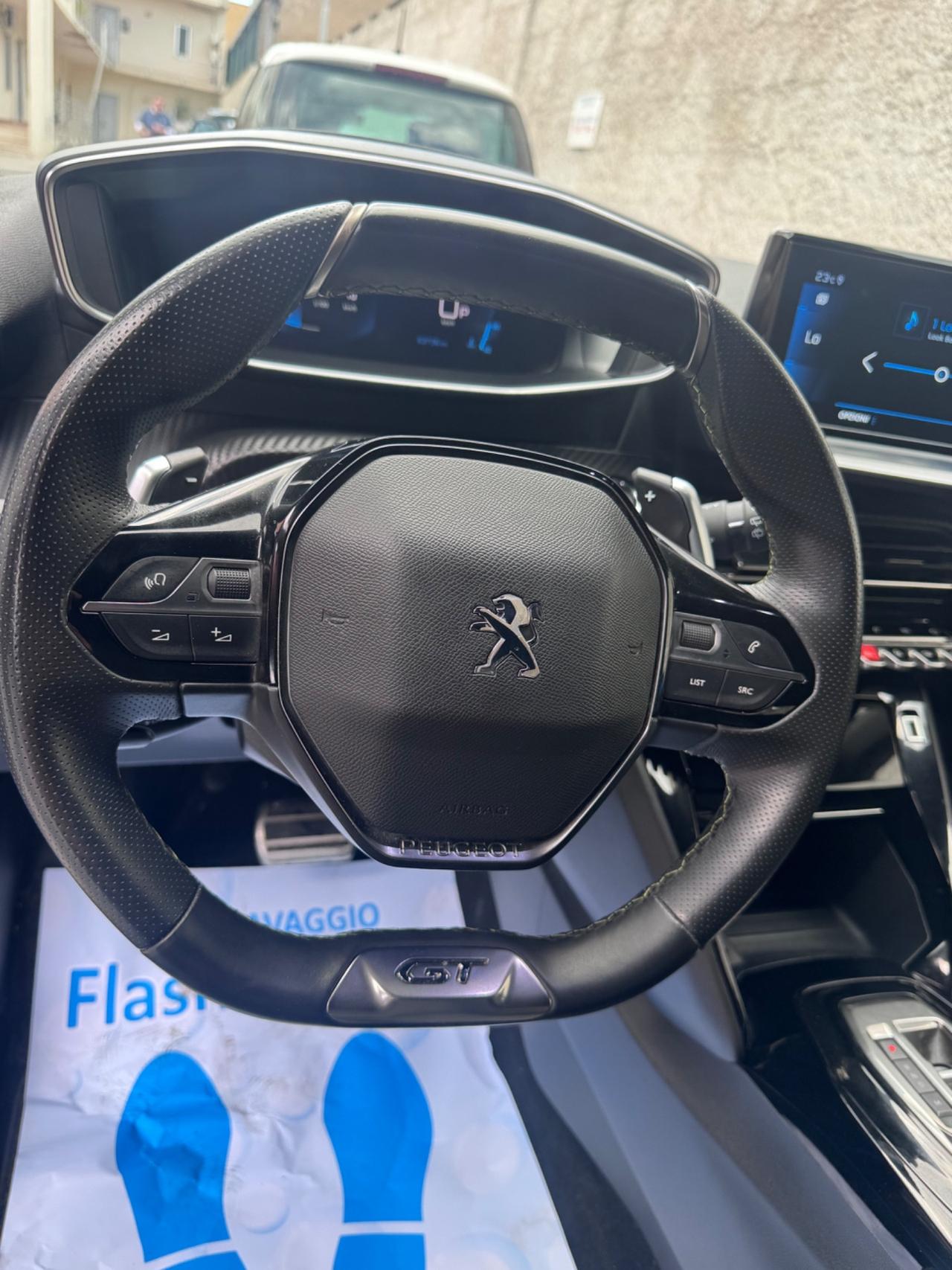 Peugeot 2008 BlueHDi 130 S&S EAT8 GT Pack