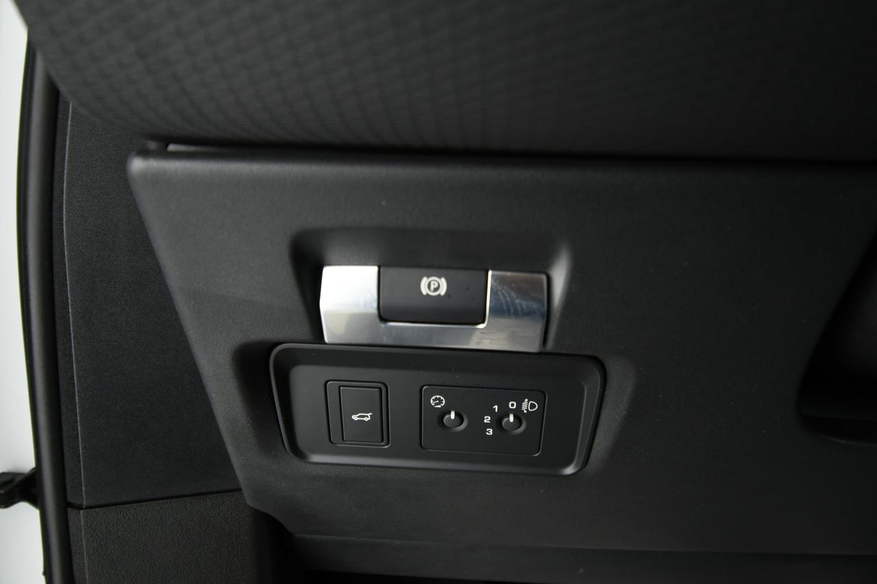 LAND ROVER Range Rover Evoque 2.0d i4 mhev R-Dynamic awd 163cv auto +CAMERA 360°