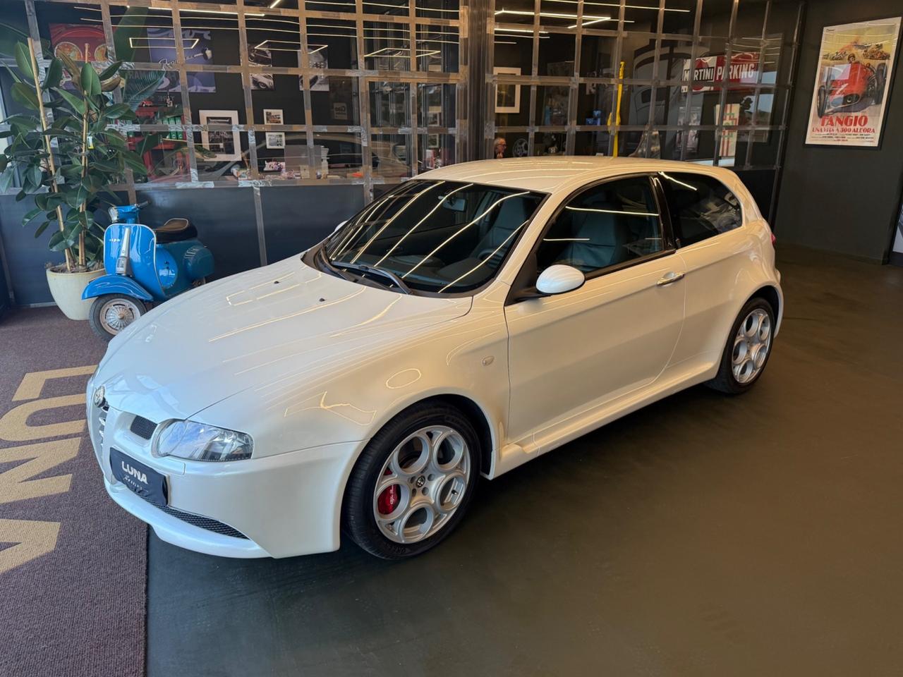 Alfa Romeo 147 3.2i V6 24V cat Selespeed 3 porte GTA