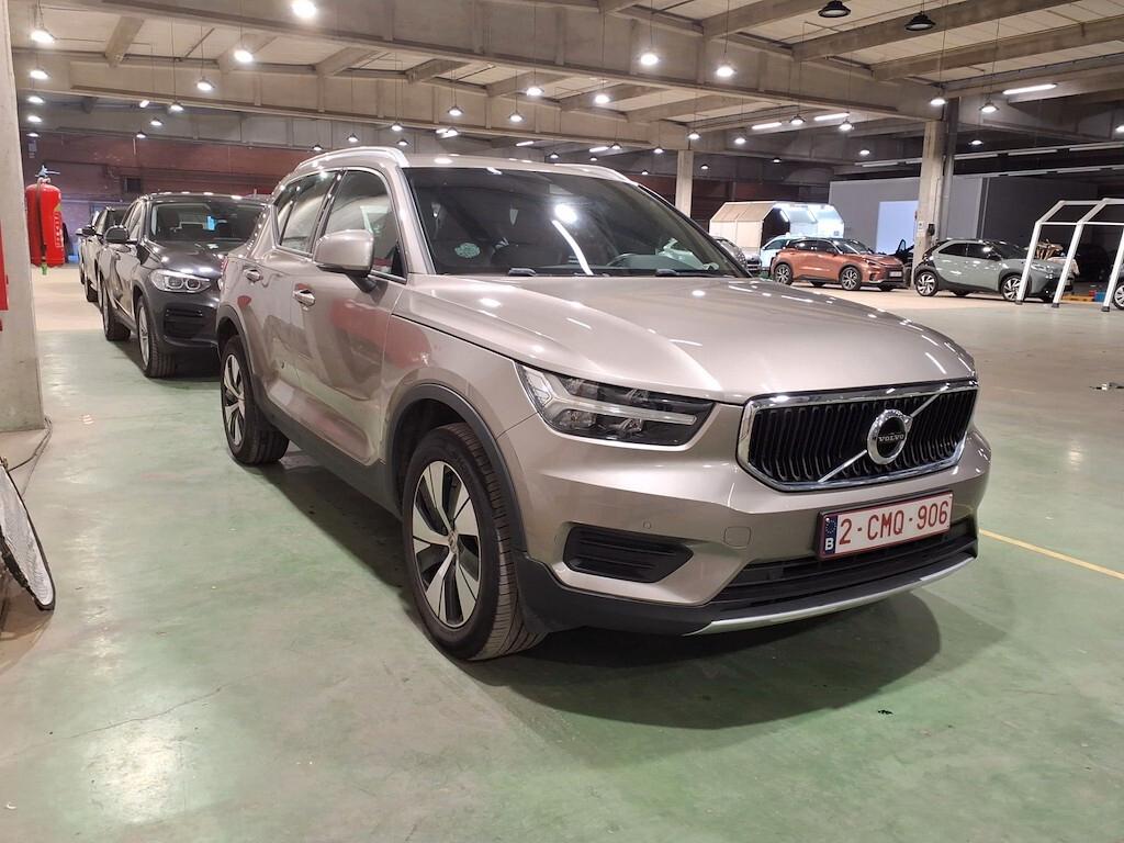 VOLVO XC40 1.5 T2 129CV GEARTRONIC CORE ( FARI LED - COCKPIT - CRUISE - NAVI - PDC - CERCHI 18 )