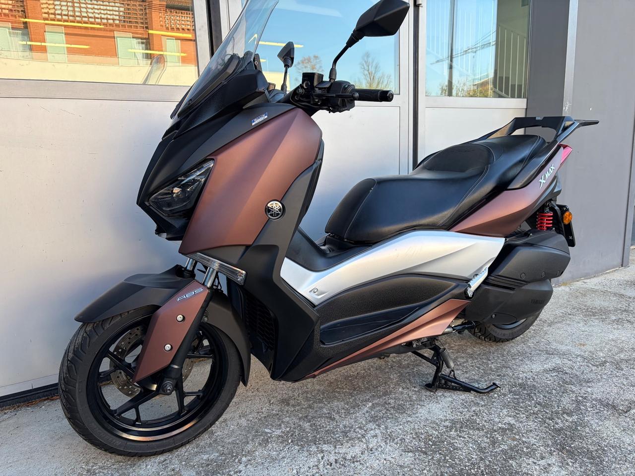Yamaha X-Max 300
