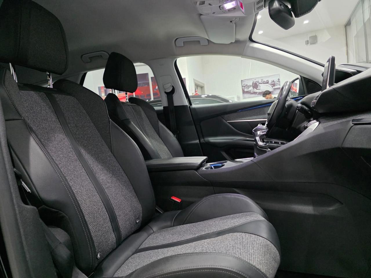 Peugeot 3008 BlueHDi 130 Allure