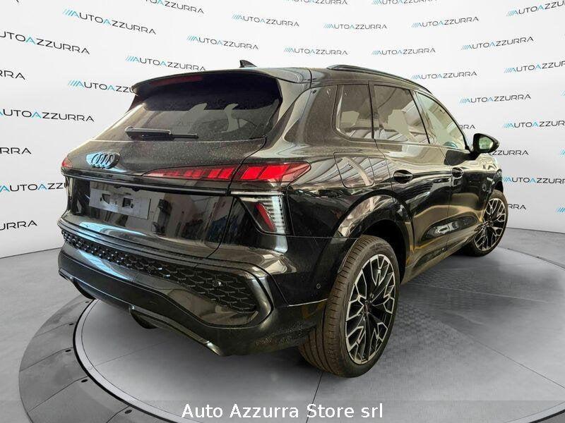 Audi Q3 SUV TDI S line 150cv S tronic Black Line *TETTO, 20", PROMO AZZURRA*
