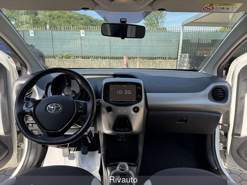 Toyota Aygo Aygo 1.0 VVT-i 69 CV 5 porte x-play