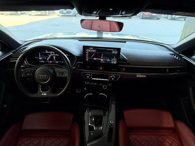 AUDI S4 Avant TDI 347cv Black Edition sport attitude