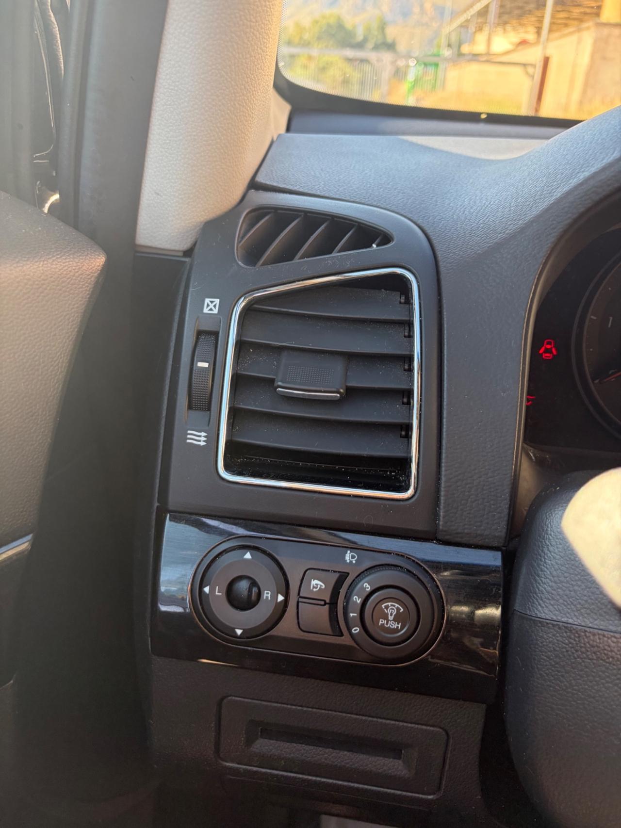 Chevrolet Captiva 2.2 VCDi 163CV 2WD LT