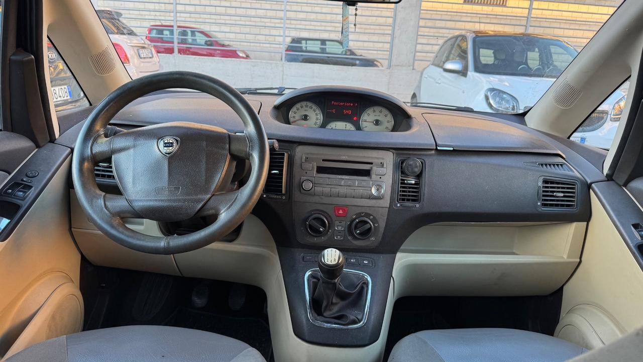 Lancia MUSA 1.3 Multijet 16V Argento
