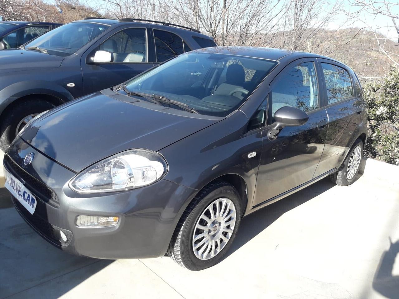 Fiat Punto 1.3 MJT II 75 CV 5 porte Street