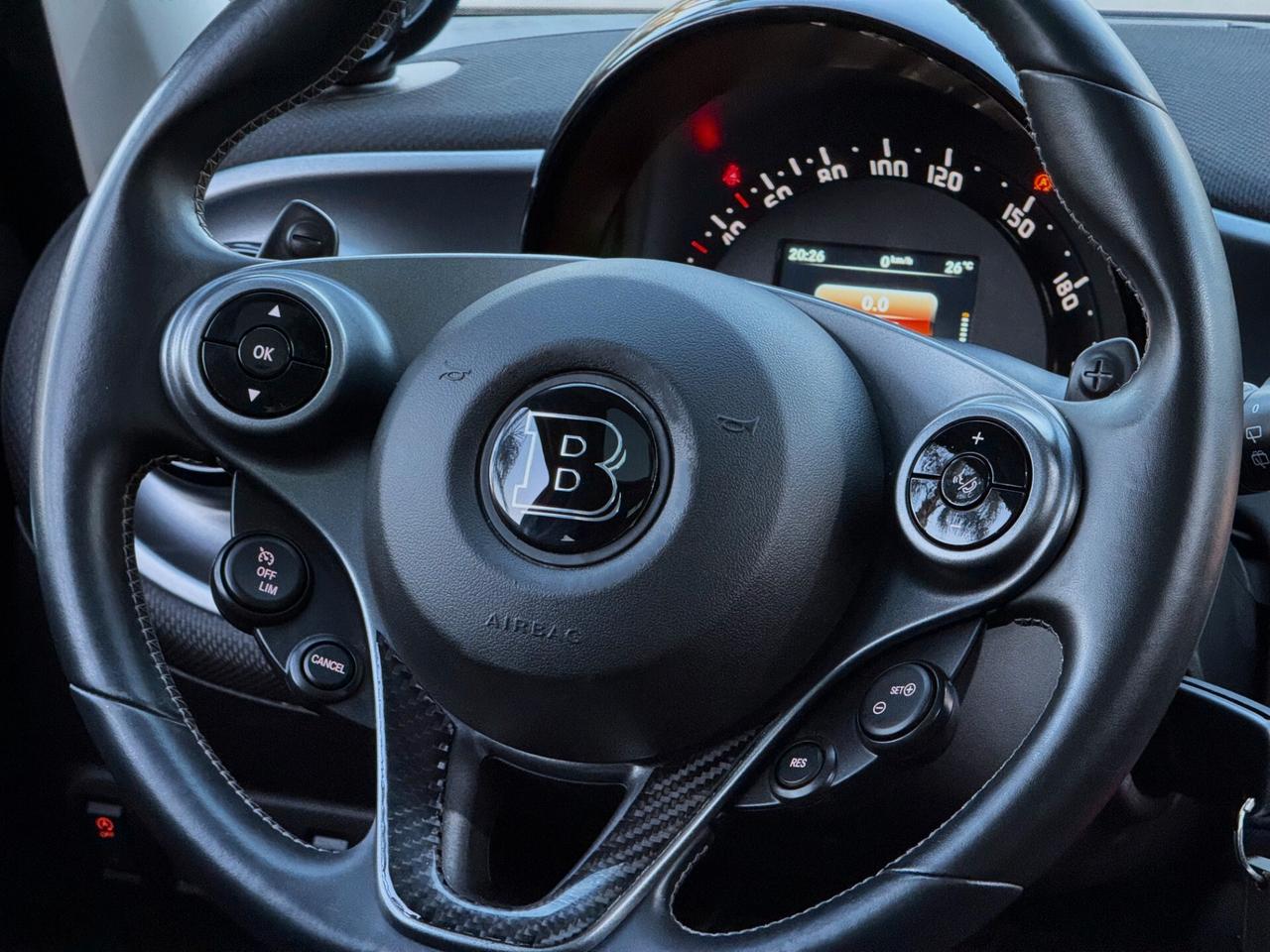 Smart forFour 0.9 T BRABUS 109CV TETTO CAM JBL