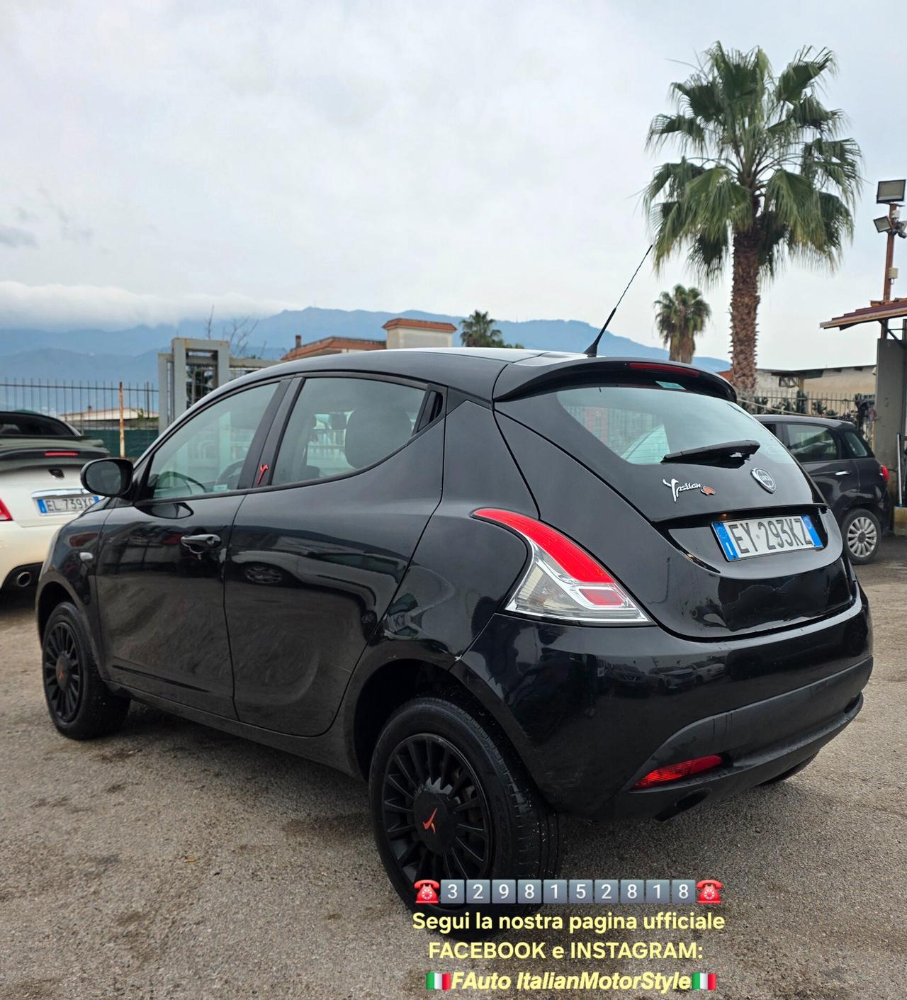 Lancia Ypsilon 0.9 TwinAir 85 CV 5 porte Metano Ecochic Elefantino
