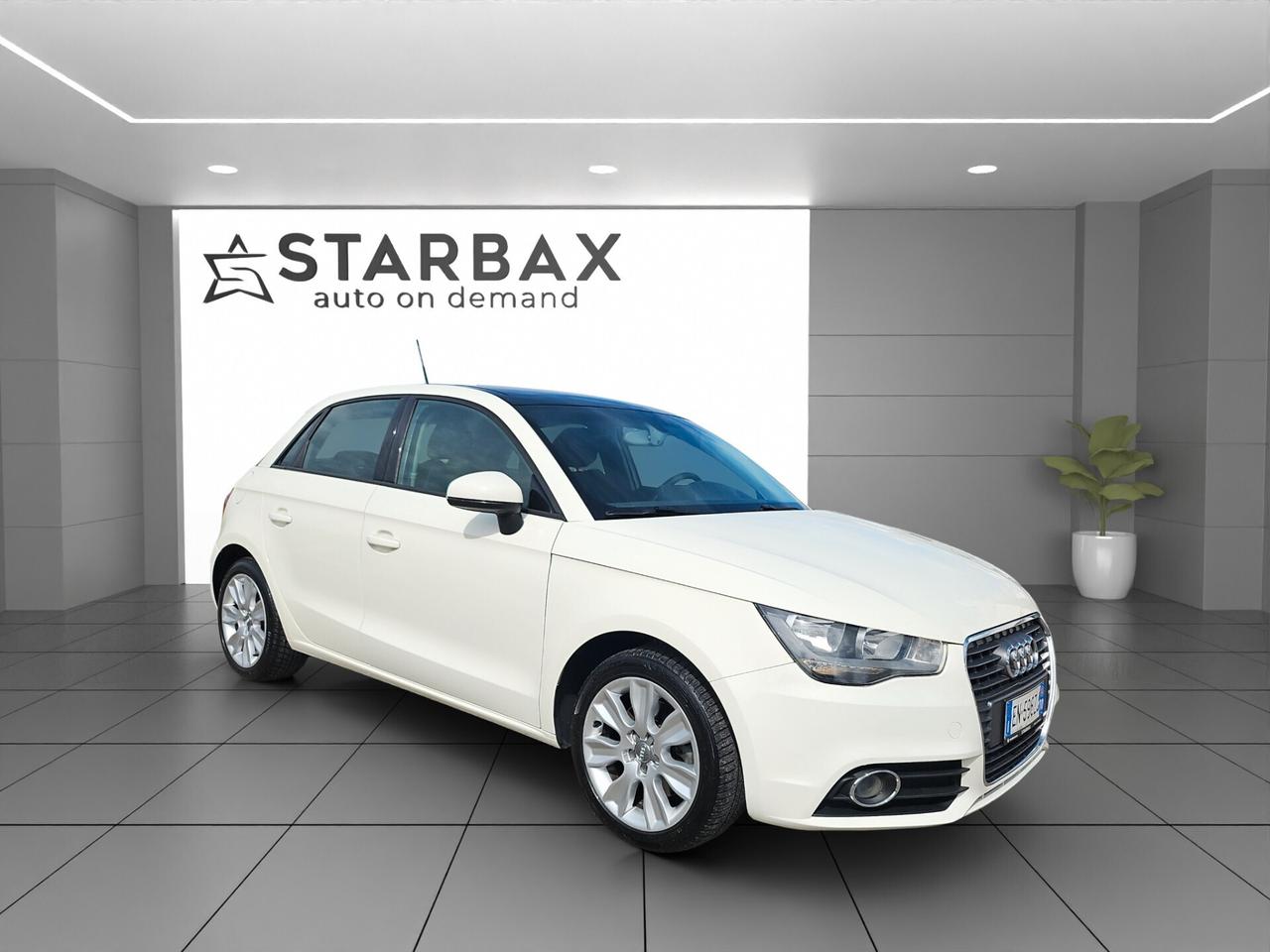 Audi A1 SPB 1.6 TDI 105 CV Ambition TETTO PANORAMICO 5 PORTE