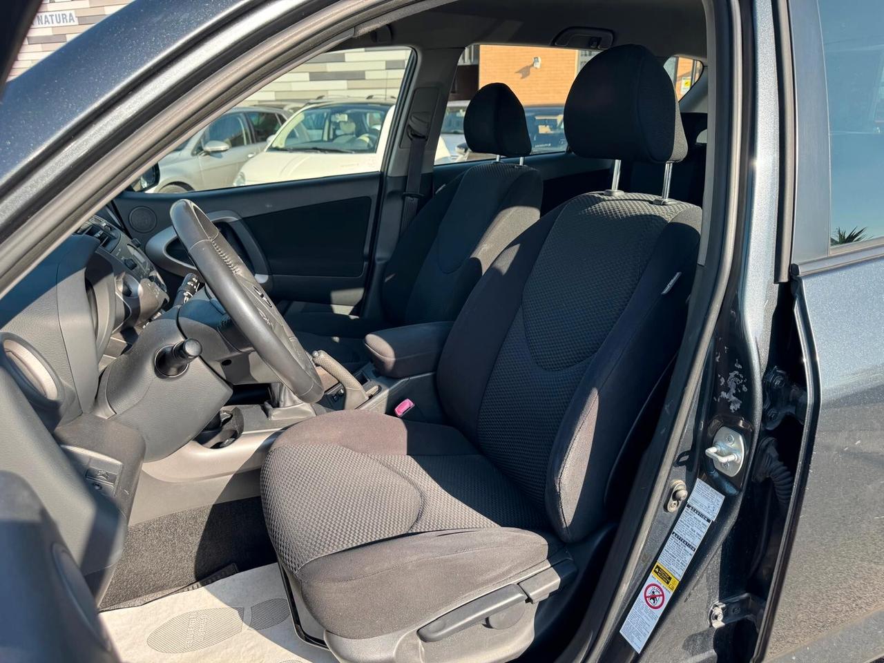 Toyota RAV 4 2.2 D-4D 136CV 5P LUXURY 2006